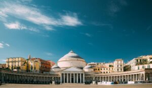 La Piazza del Plebiscito à Naples