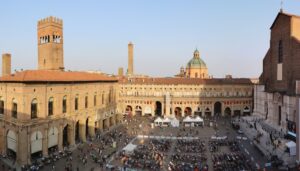 La Piazza Maggiore à Bologne